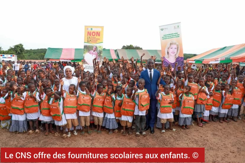 Guitry : le CNS dote Koffesso Dioulabougou d’une ambulance et de matériel scolaire