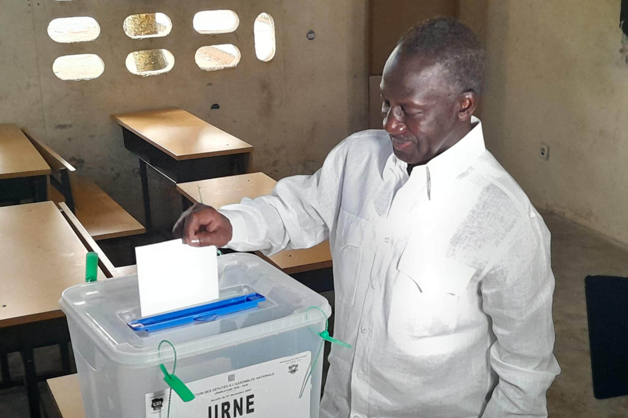 Législatives 2025 à Yopougon : après son vote, Adama Bictogo affiche sa confiance