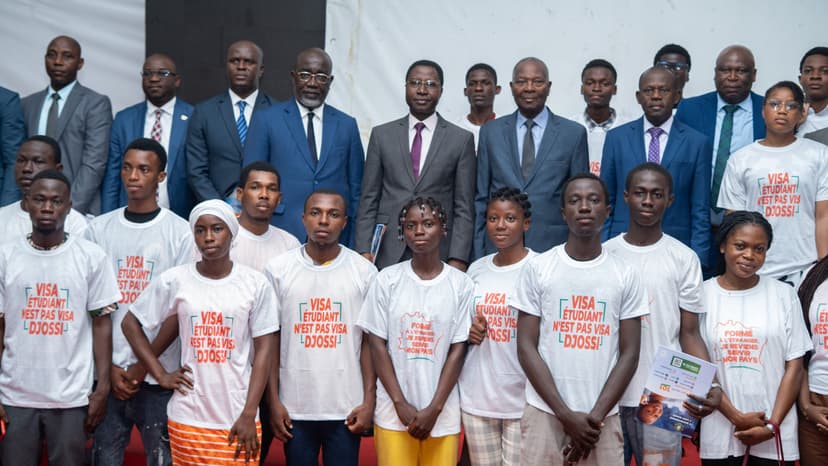 Opportunités et coopération : À quoi sert vraiment le Visa étudiant aux États Unis ?