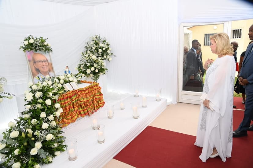 Décès de Madame Ouattara Gaoussou : la Première Dame exprime la solidarité du couple présidentiel