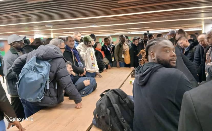 CAN 2025 : à Rabat, des journalistes bloqués à l’extérieur pour Maroc-Comores !