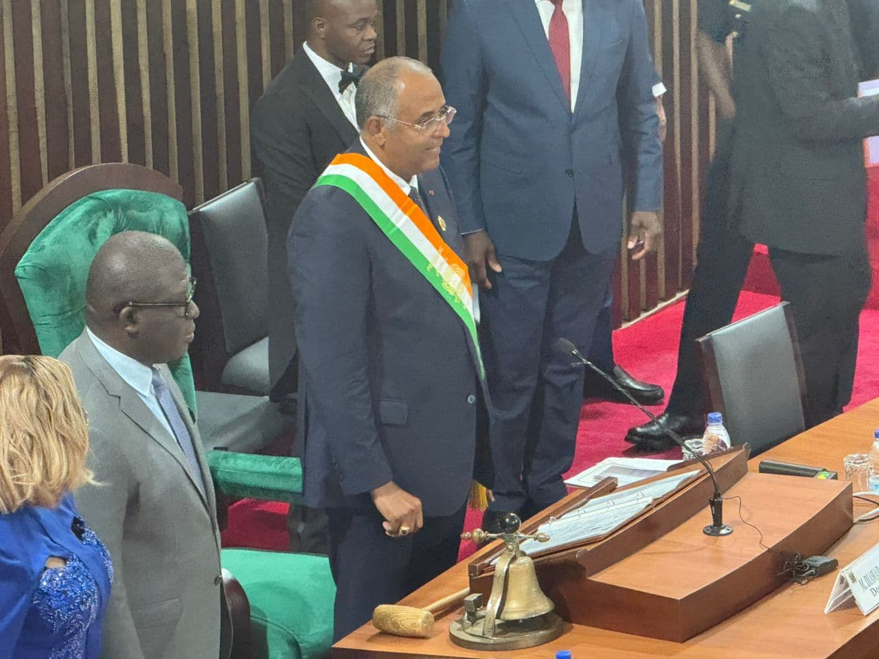 Côte d’Ivoire : Patrick Achi installé au Perchoir, entre émotion, humour et engagement républicain