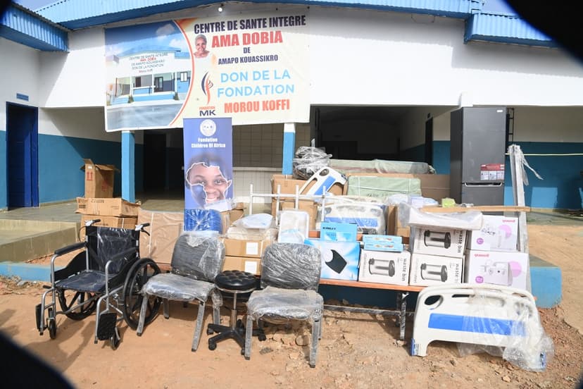 Santé rurale en Côte d’Ivoire : Dominique Ouattara équipe le centre de santé d’Amapo-Kouassikro